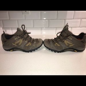 Merrell women trail shoes size 9.5. Brown